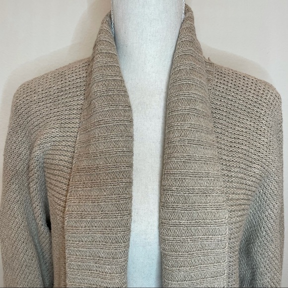 URBAN OUTFITTERS Silence + Noise Nude Cardigan - Picture 2 of 10